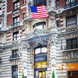 ホテル The At Fifth Avenue