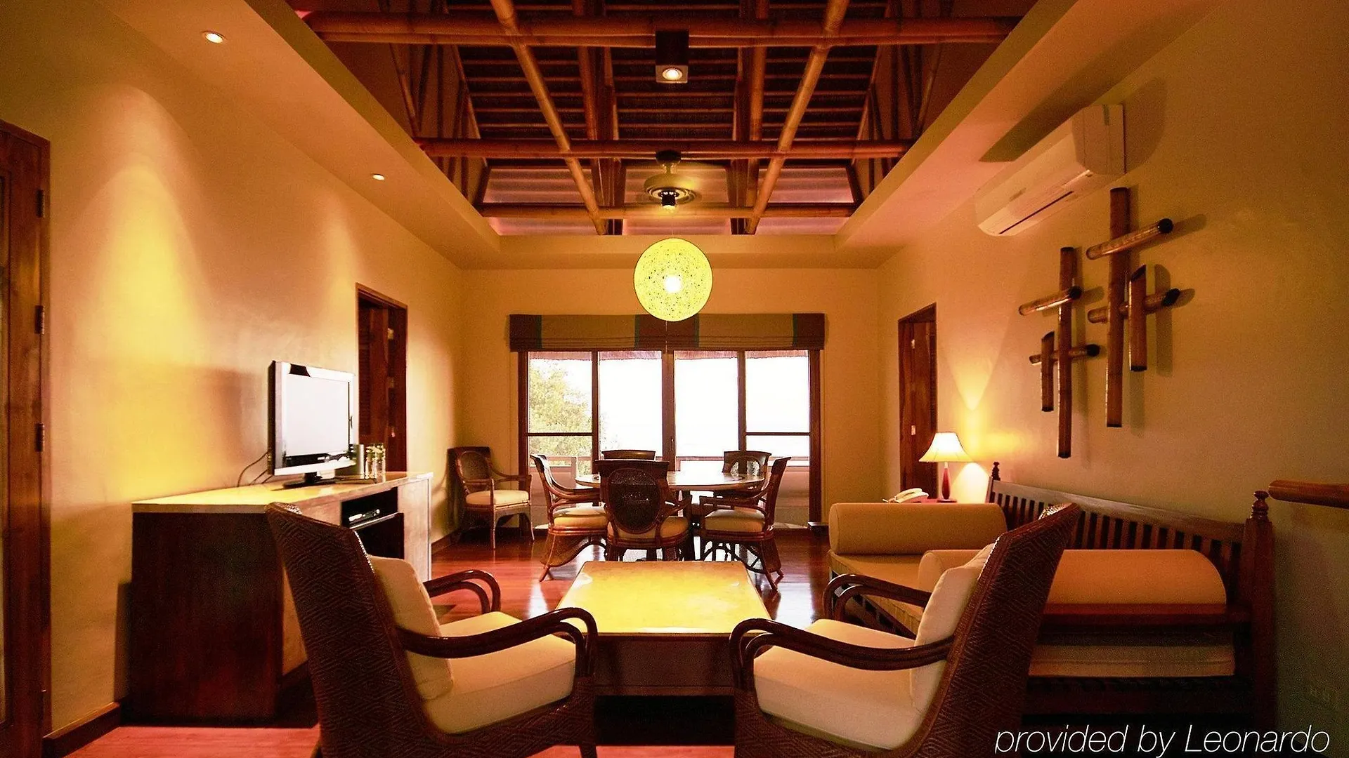 Eskaya Beach Resort And Spa Panglao City
